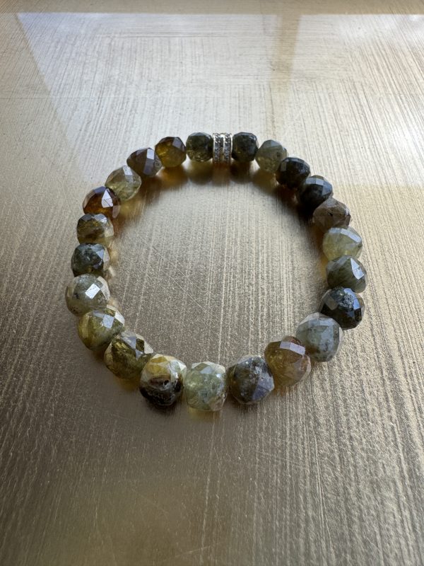 Petal Poise Bracelet